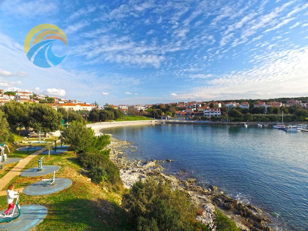Apartments By The Sea 750 Pjescana Uvala Exterior photo